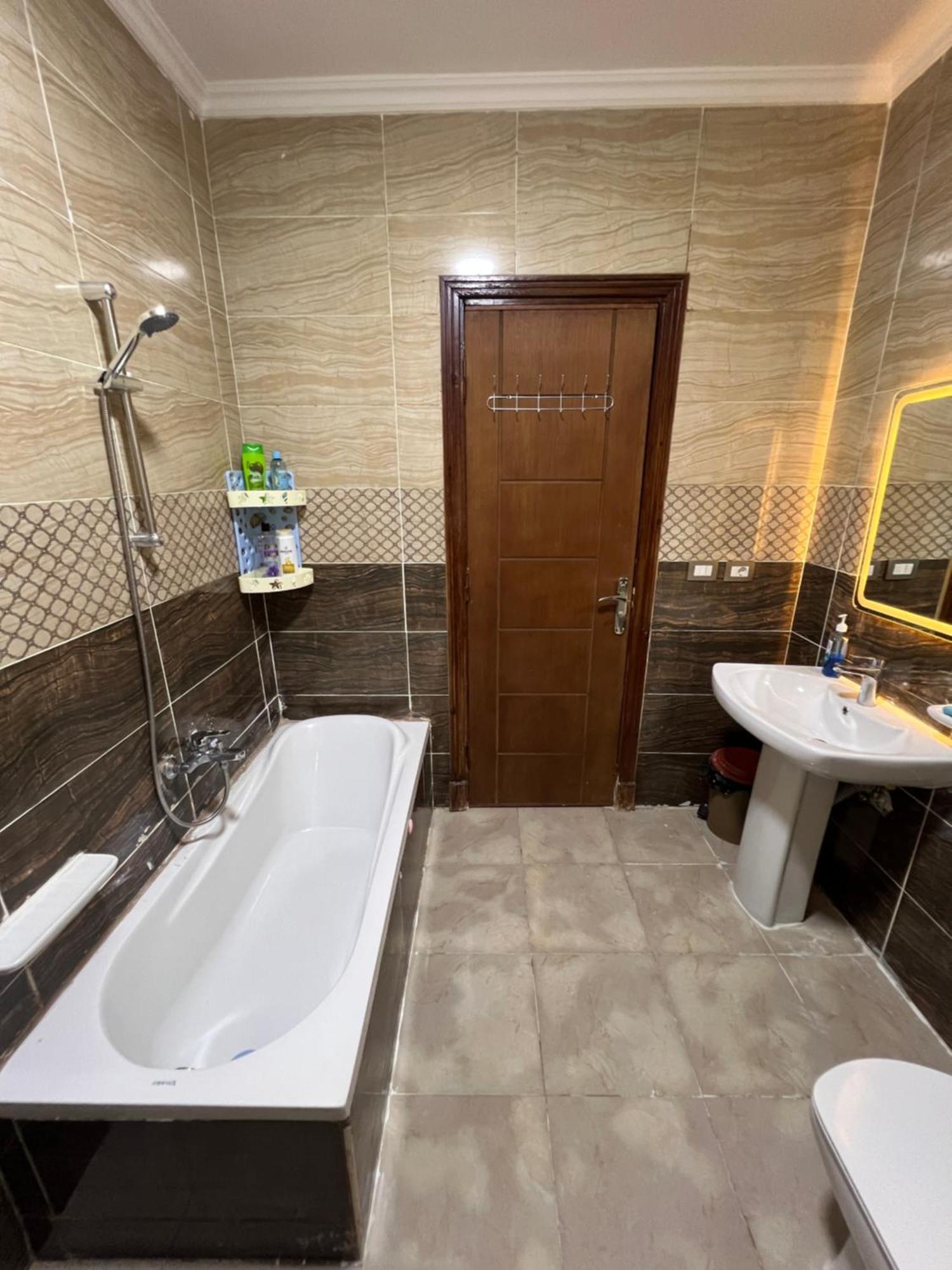 Luxury Diamond Apartment In Wesal Residences Compound New Cairo Zewnętrze zdjęcie
