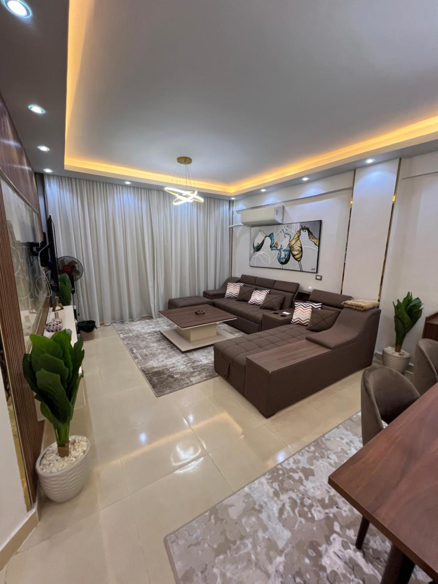 Luxury Diamond Apartment In Wesal Residences Compound New Cairo Zewnętrze zdjęcie