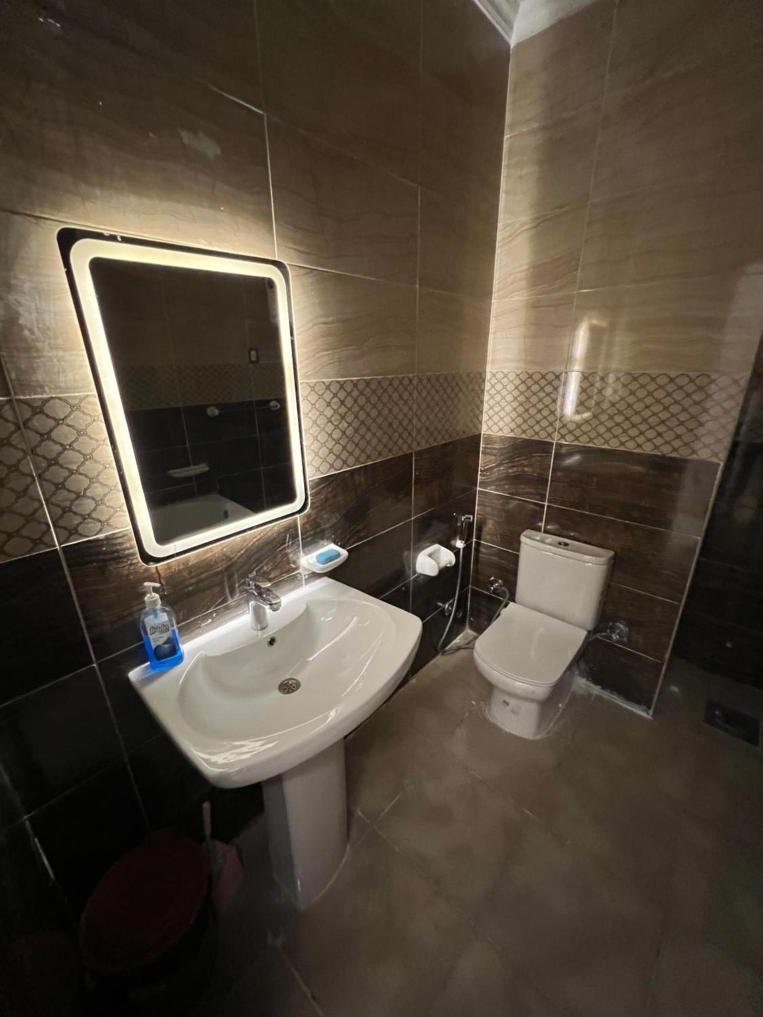 Luxury Diamond Apartment In Wesal Residences Compound New Cairo Zewnętrze zdjęcie